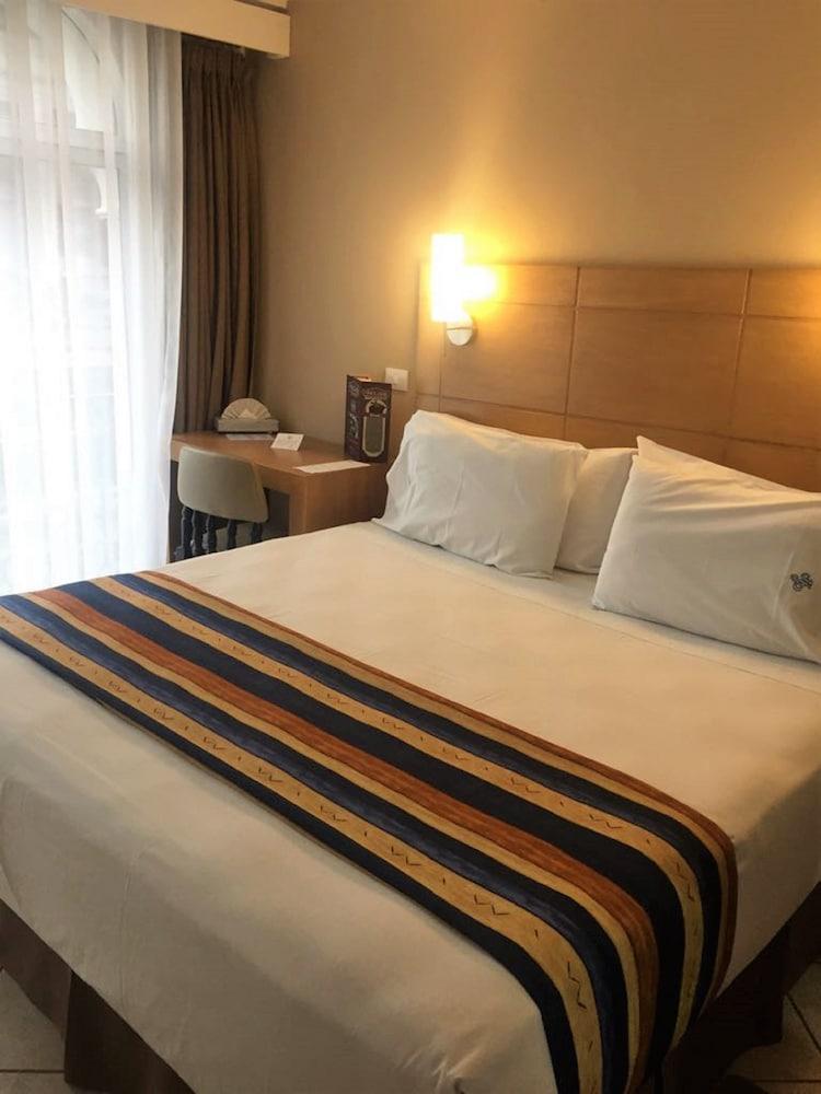 Collection O Hotel Del Portal, 普埃布拉 外观 照片