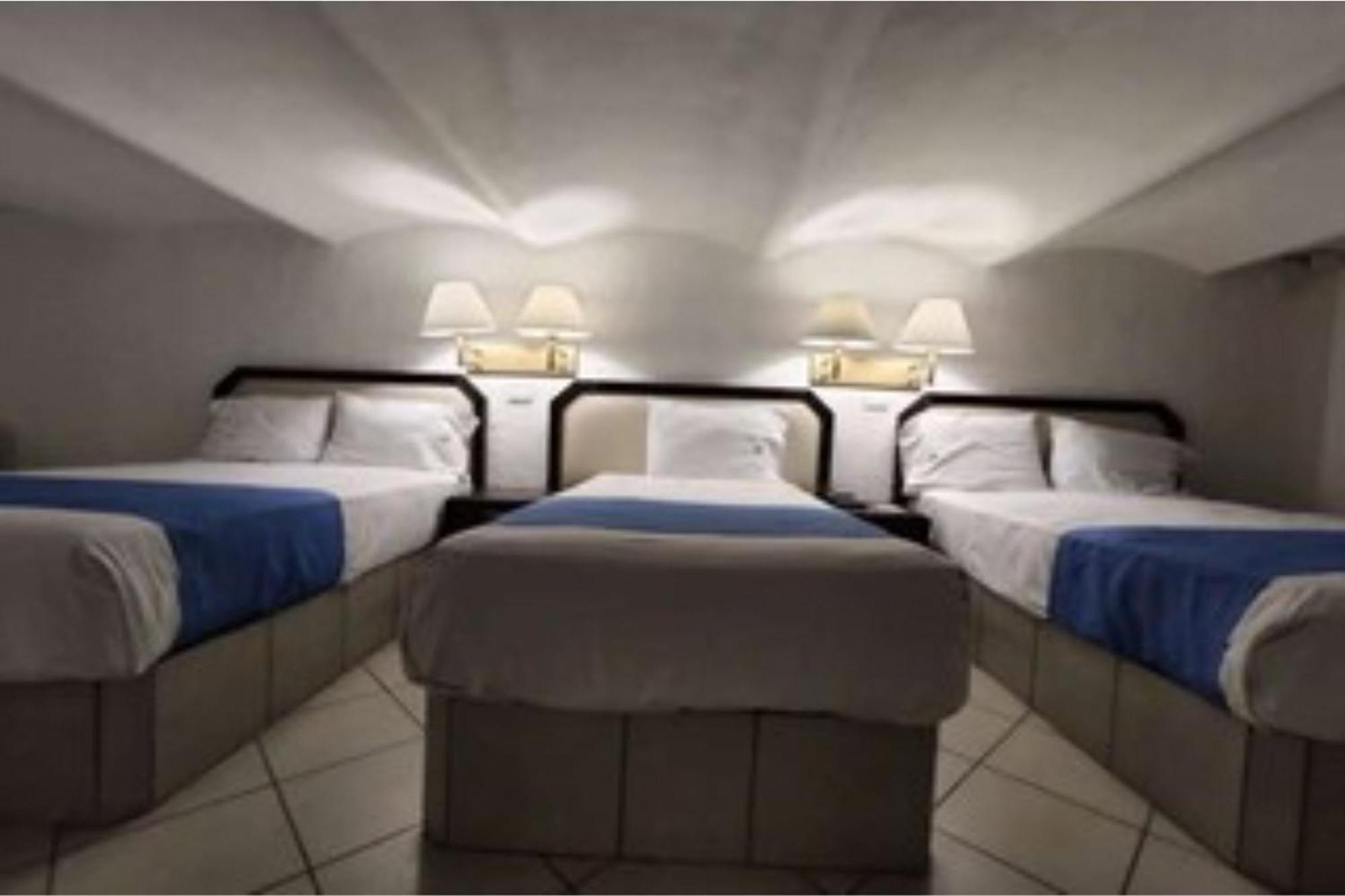 Collection O Hotel Del Portal, 普埃布拉 外观 照片