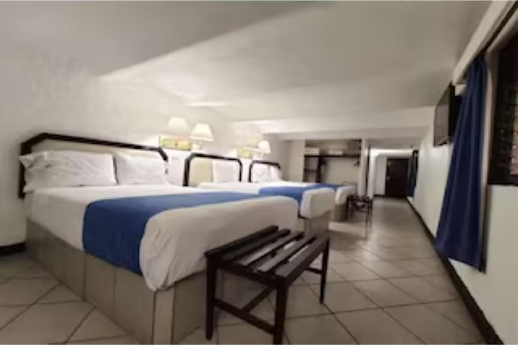 Collection O Hotel Del Portal, 普埃布拉 外观 照片