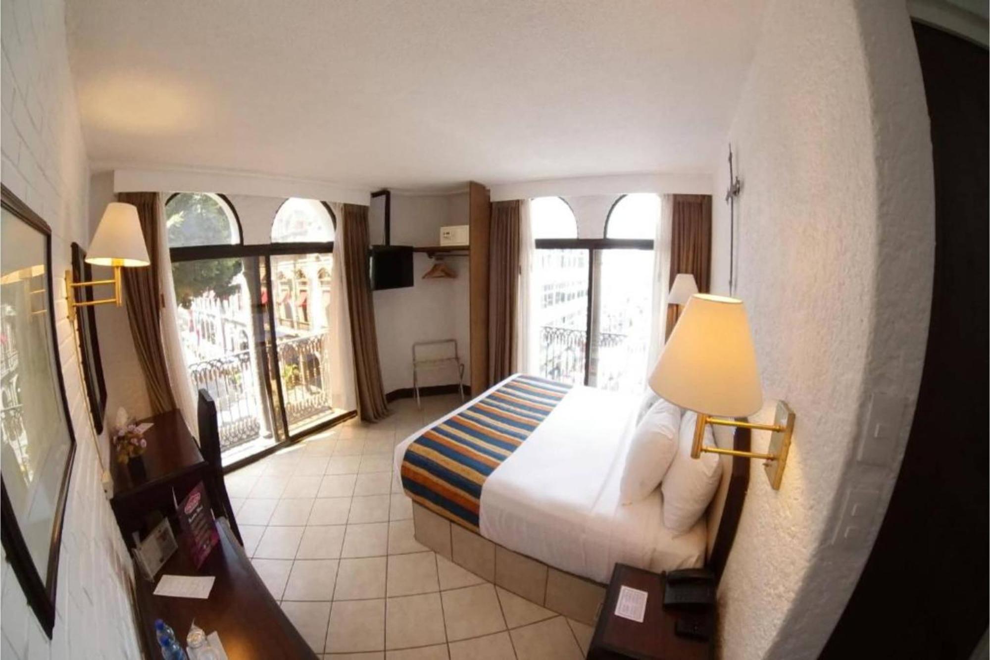 Collection O Hotel Del Portal, 普埃布拉 外观 照片