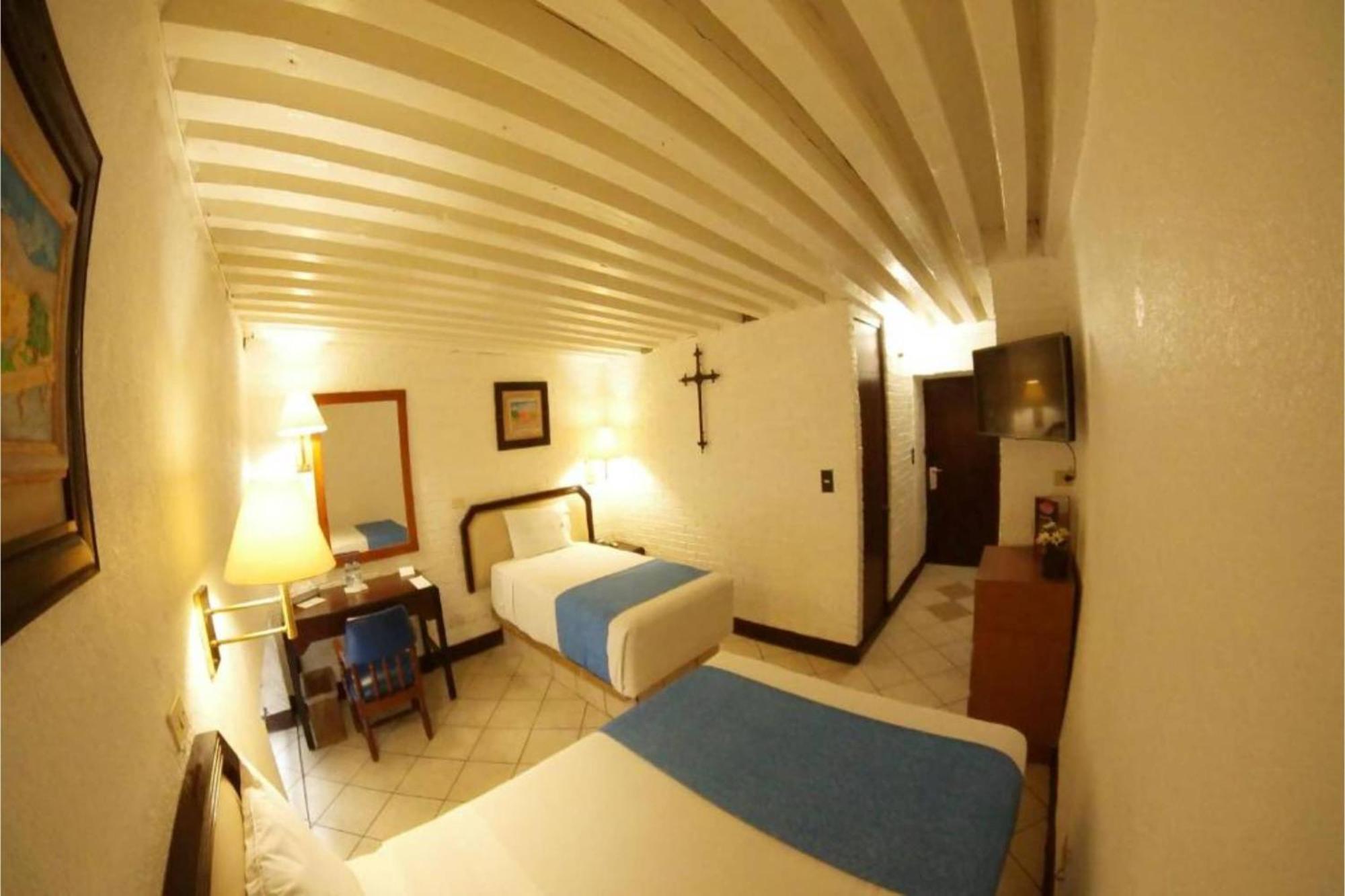 Collection O Hotel Del Portal, 普埃布拉 外观 照片