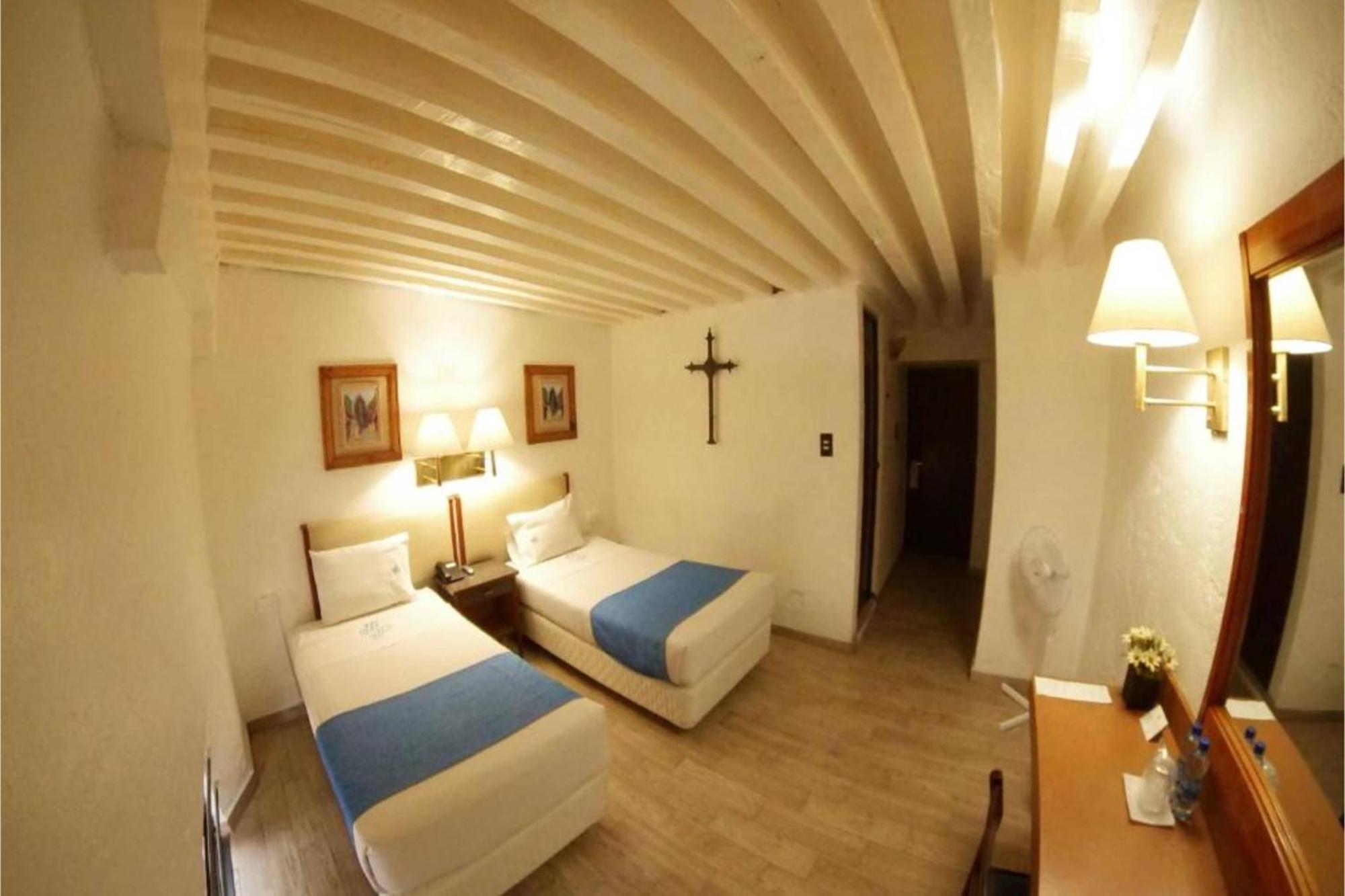 Collection O Hotel Del Portal, 普埃布拉 外观 照片